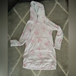 Disney Snuggie size women’s small.